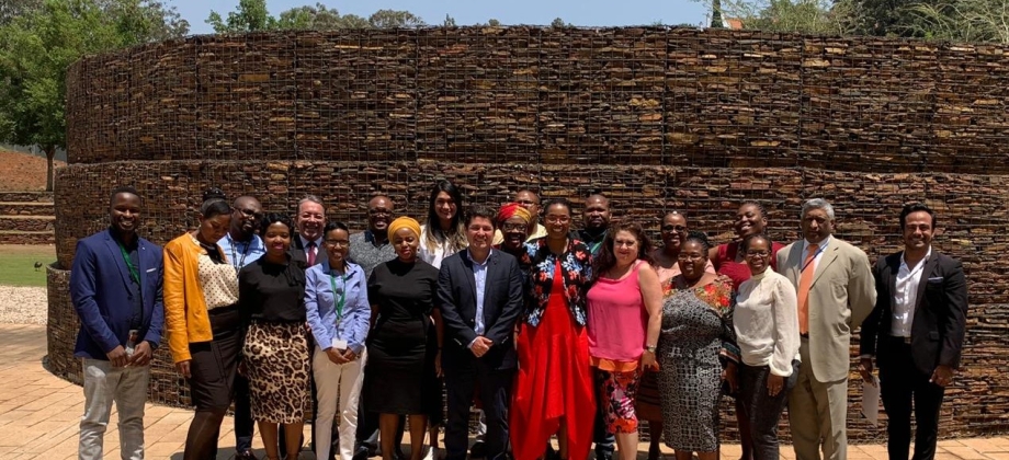 Embajador de Colombia en Sudáfrica dio apertura al primer curso de español 