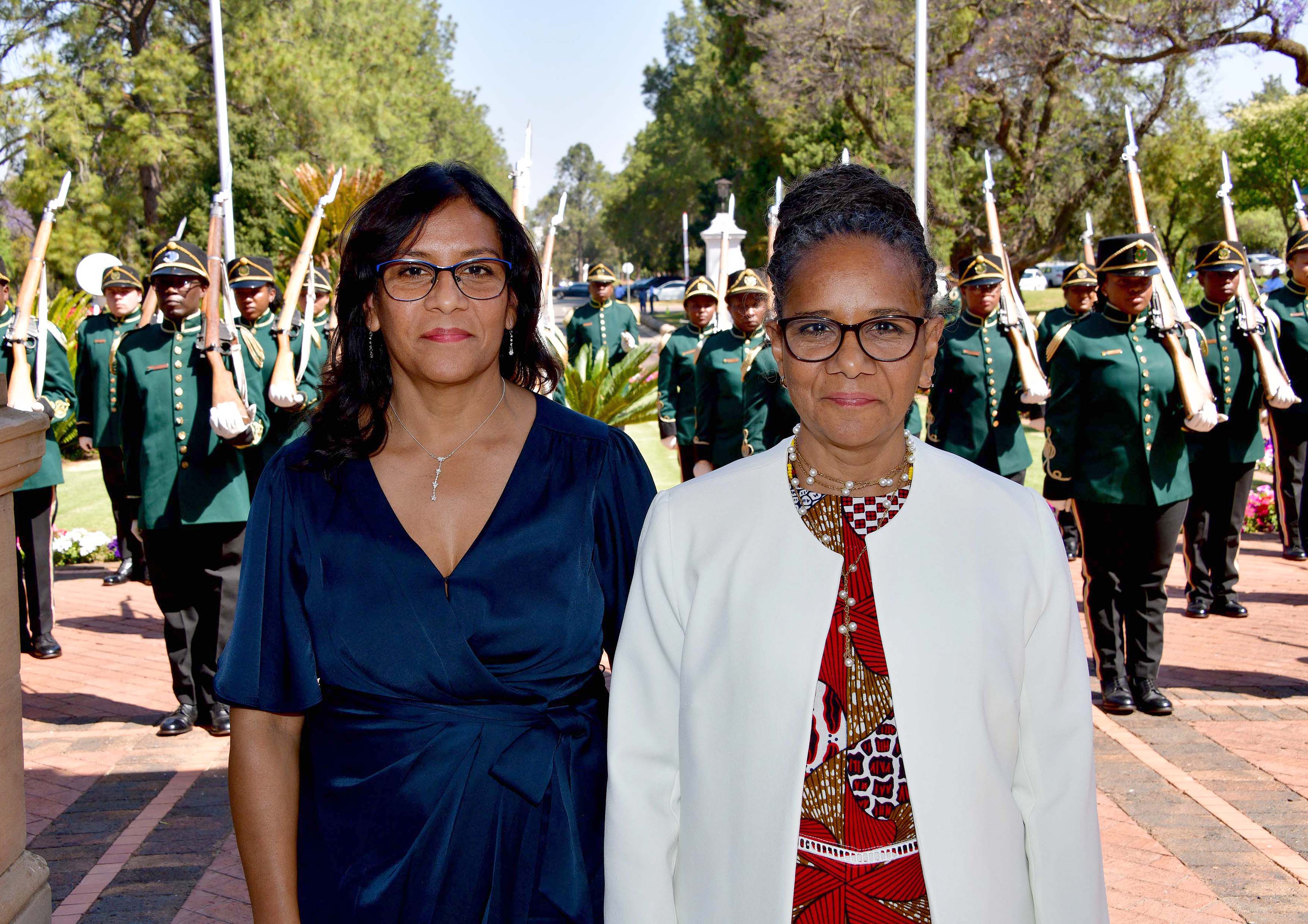 Embajadora María del Rosario Mina Rojas presentó cartas credenciales ante el presidente de la República de Sudáfrica