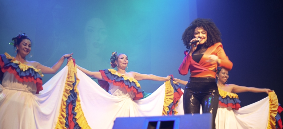 Concha Bernal se presentó en Sudáfrica en el marco de su gira africana