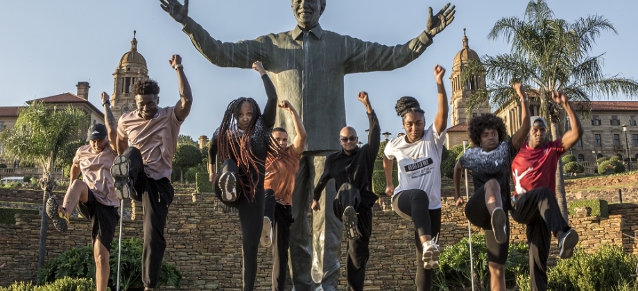 Embajada de Colombia recibió a la compañía Sankofa Danzafro